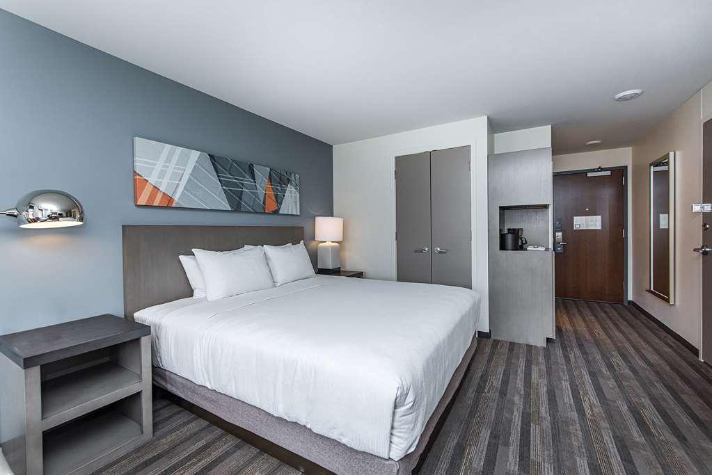 Hyatt House Rochester Mayo Clinic Area Room photo