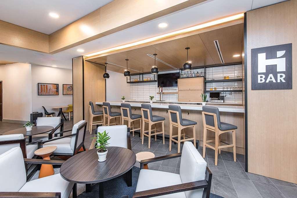 Hyatt House Rochester Mayo Clinic Area Restaurant photo